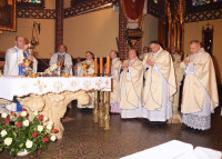 KORONACJA OBRAZU MATKI BOŻEJ ZWYCIĘSKIEJ KRÓLOWEJ POLSKI