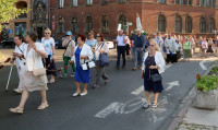 13 lipca wspomnienie Najświętszej Maryi Panny z Fatimy, procesja ulicami naszej parafii.