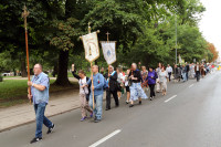19 sierpnia)przypada dzień objawień Fatimskich. Po Mszy św. o godz. 18:00 odbyła  się procesja Różańcowa ulicami Szczecina