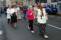 Dzień fatimski. O godz. 18:00 odbyła się Msza św. z nowenną do Matki Bożej. Po jej zakończeniu procesja fatimska ulicami Szczecina. Modlitwie przewodniczył ks. Maciej Czaczyk.