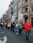 Dzień fatimski. O godz. 18:00 odbyła się Msza św. z nowenną do Matki Bożej. Po jej zakończeniu procesja fatimska ulicami Szczecina. Modlitwie przewodniczył ks. Maciej Czaczyk.